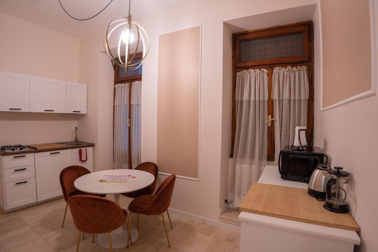 Sistina Apartments Рим Екстериор снимка